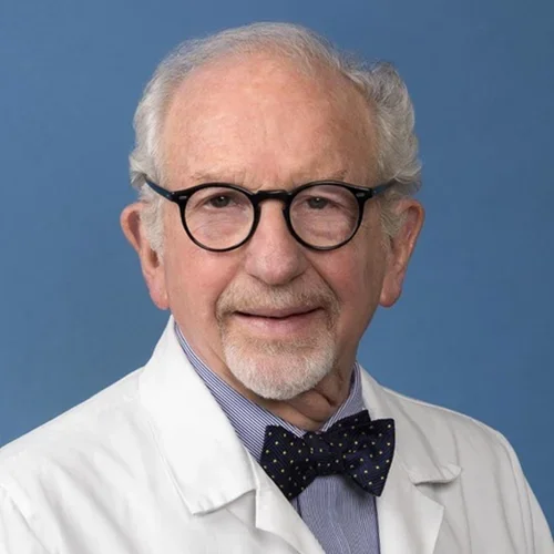 Headshot of Isidro Salusky